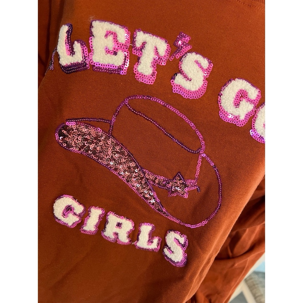 FANTASTIC FAWN let’s go girls oversized rust pull over S M L - Picture 8 of 8